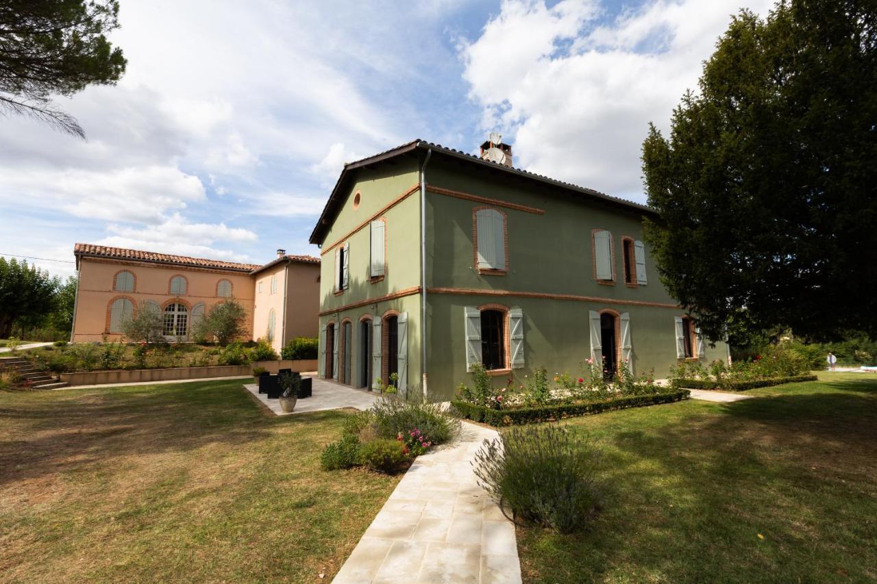 Domaine De Belcayre Bed & Breakfast มงโตบ็อง ภายนอก รูปภาพ