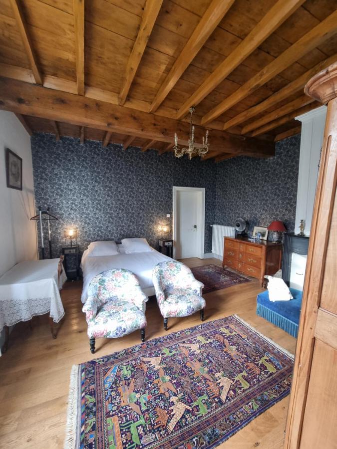 Domaine De Belcayre Bed & Breakfast มงโตบ็อง ภายนอก รูปภาพ